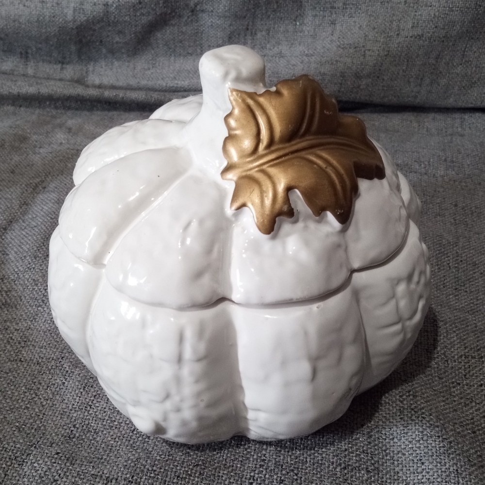 White ceramic pumpkin jar with lid